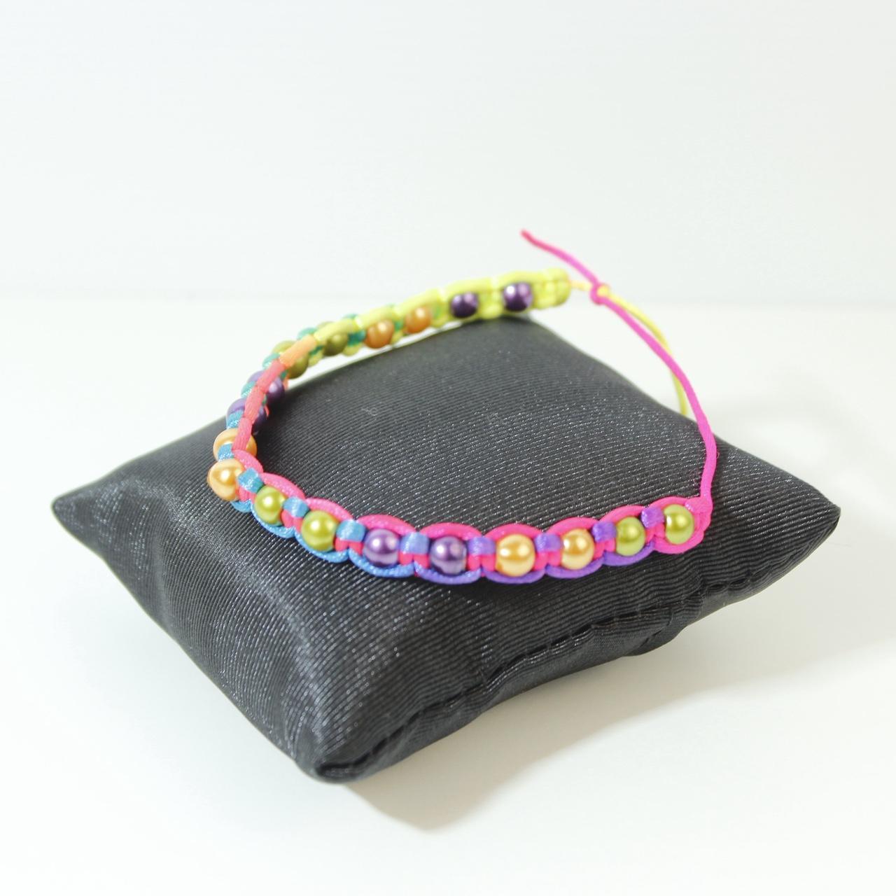 Woven Rainbow Smiley Face Bead Bracelet Gold tone Charm Y2K Boho Stacking