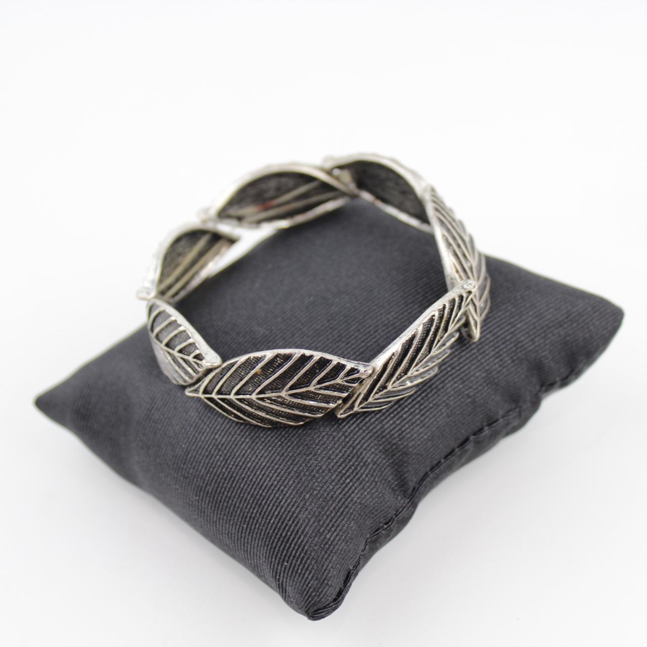 Silver Expandable Bangle Bracelet Leaf Pattern Adjustable Je