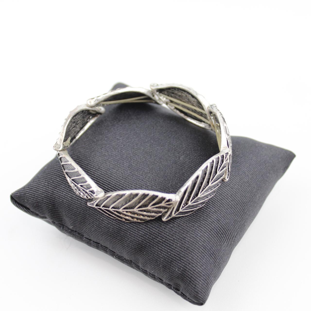 Silver Expandable Bangle Bracelet Leaf Pattern Adjustable Je