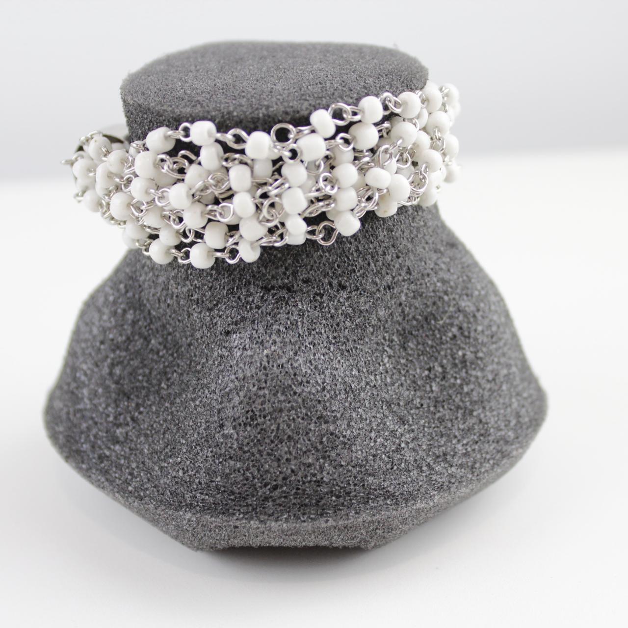 Multi-Strand White Seed Bead Bracelet Silver Tone Dangle Fas