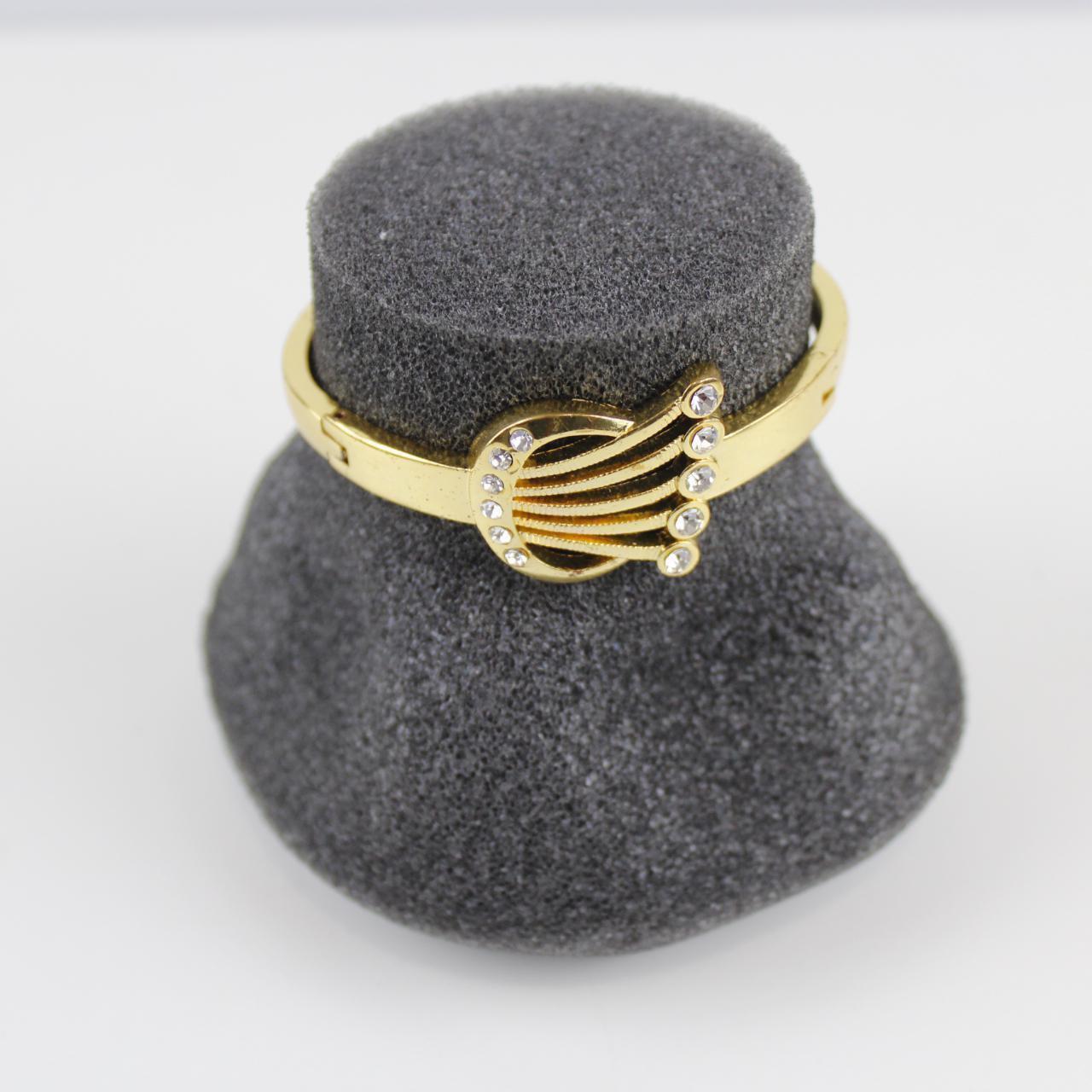 Gold-Tone Rhinestone Bracelet - Vintage Inspired - Elegant J