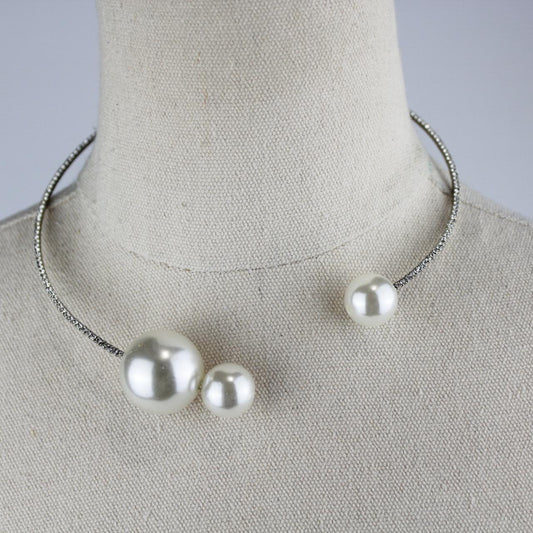 Elegant Choker Necklace Silver Tone Open Collar White Faux P