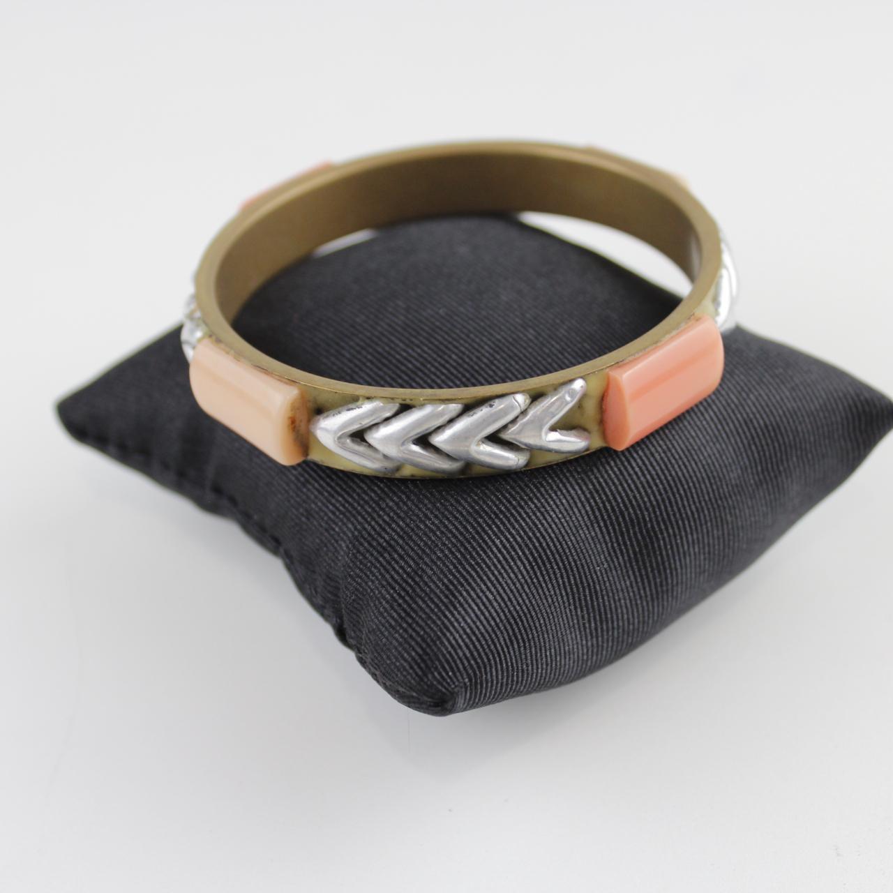 Bohemian Gold-Tone Bangle Bracelet Coral Inlay Silver Chevro