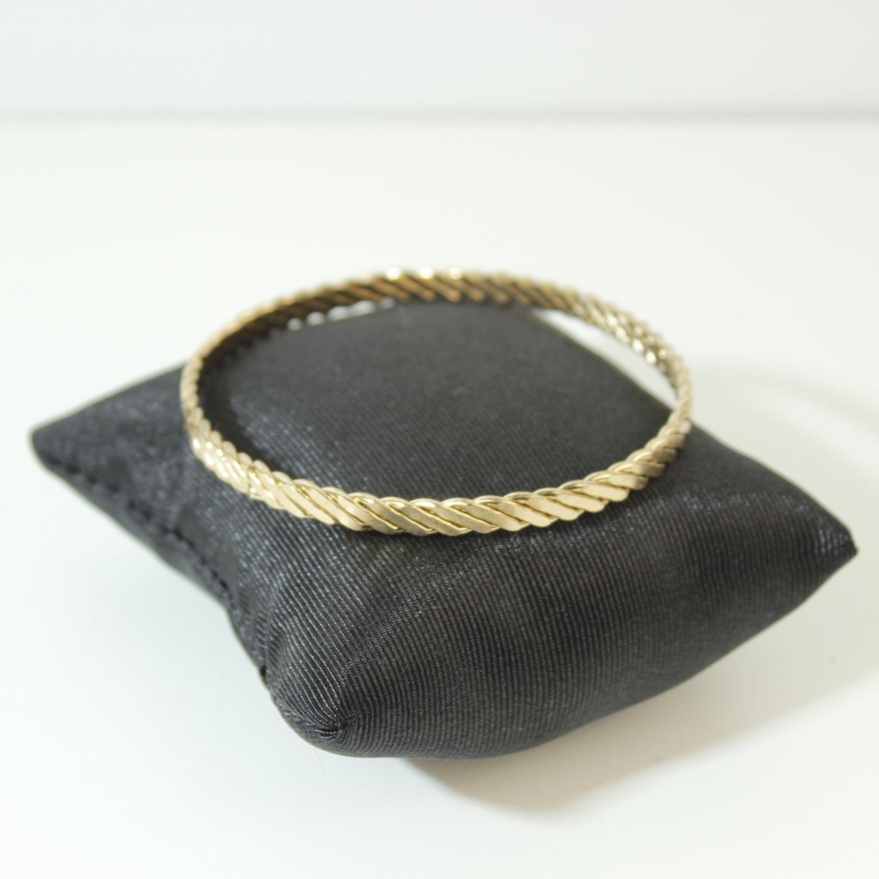 Gold Tone Ribbed Chevron Bangle Bracelet Textured Solid Stackable