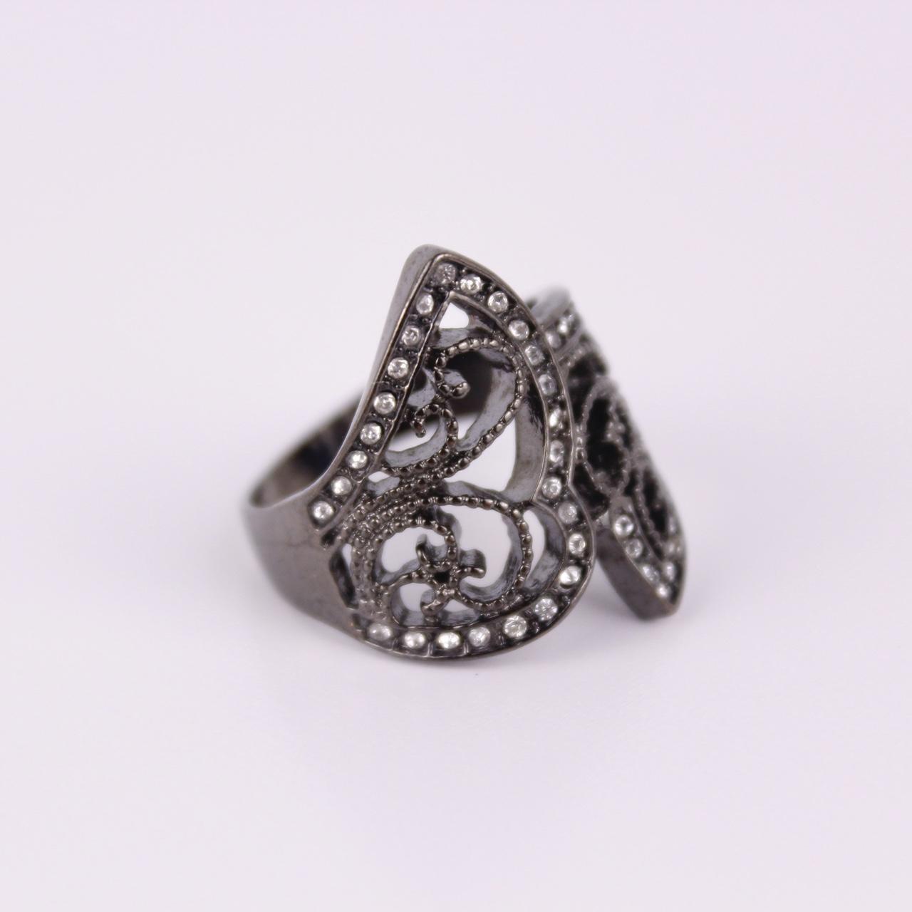 Silver Tone Filigree Heart Ring Gunmetal Grey Statement  Good pre-loved conditio