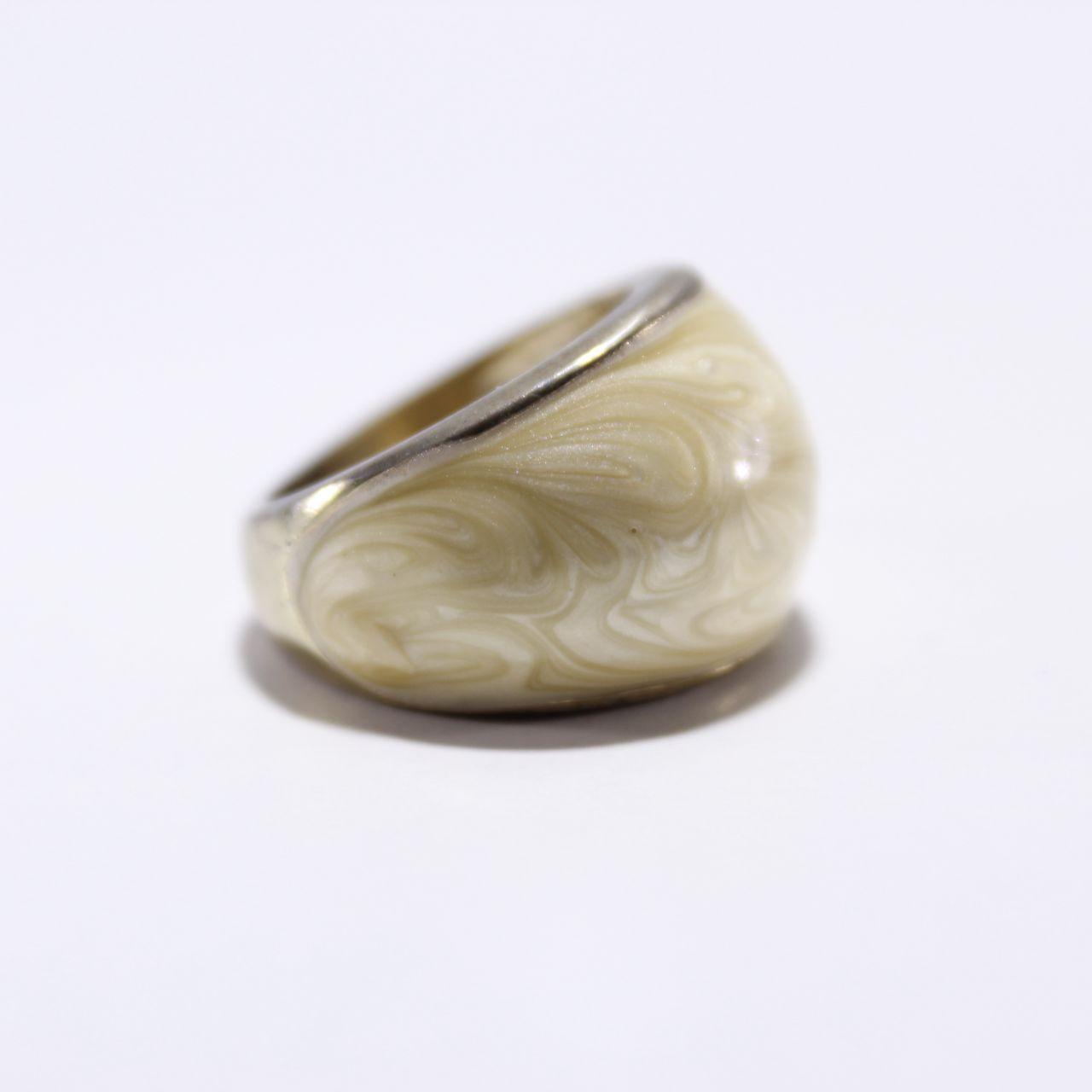 Vintage Style Wide Band Ring Acrylic Resin Dome Retro Boho