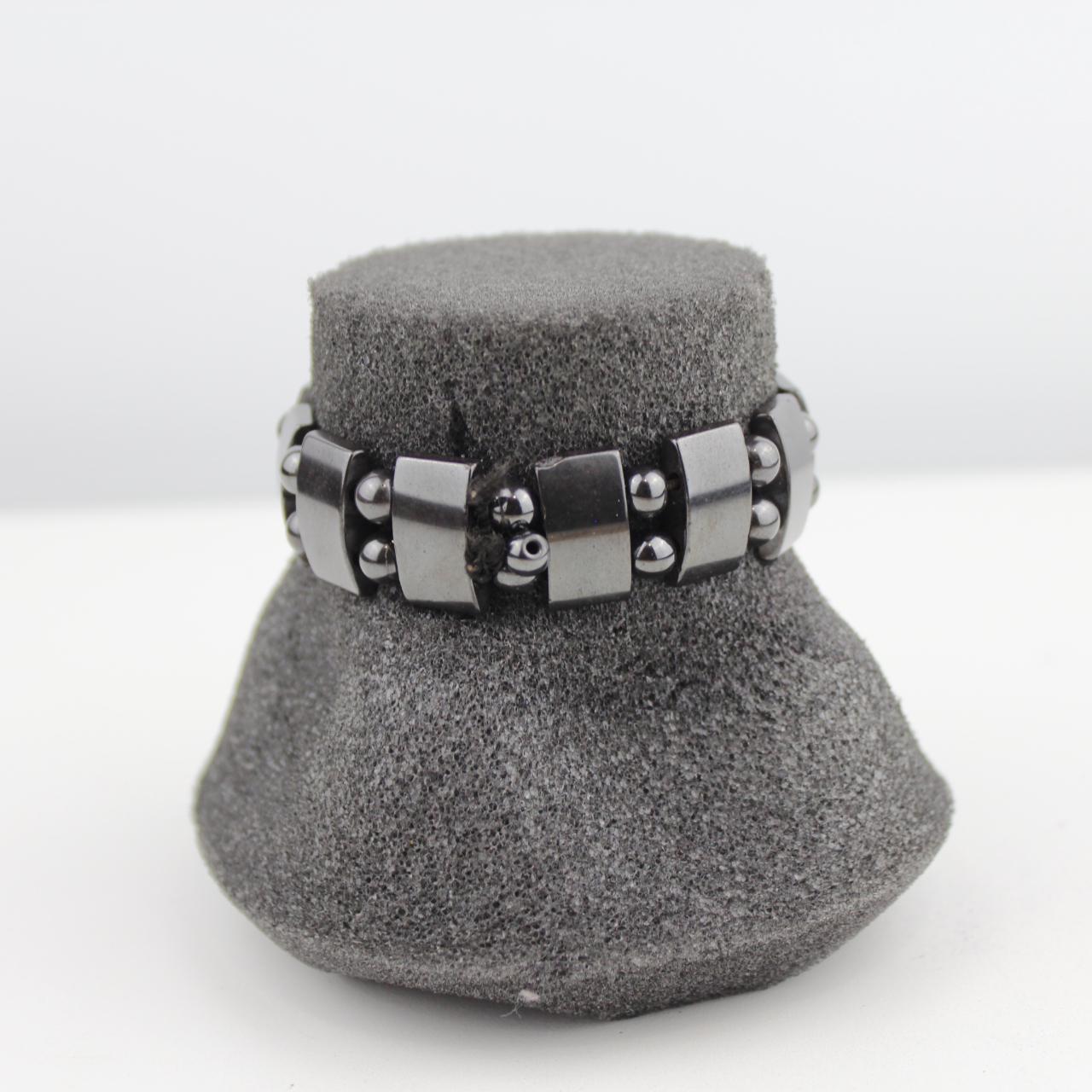 Bead Bracelet Black Rectangular Round Magnetic Clasp Sleek M