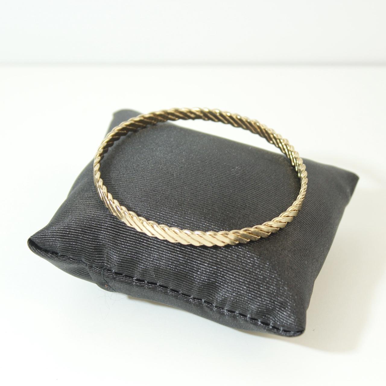 Gold Tone Ribbed Chevron Bangle Bracelet Textured Solid Stackable