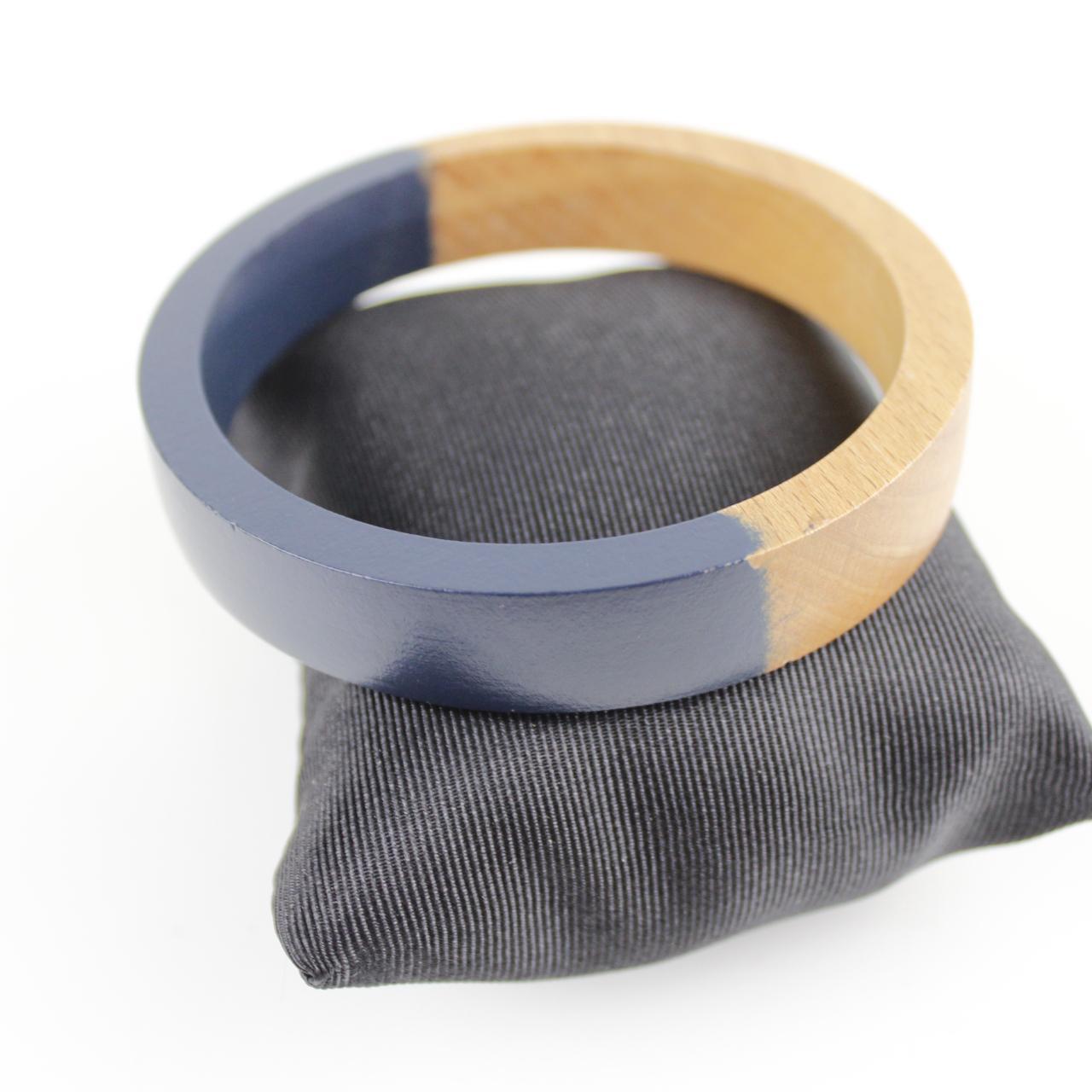 Color Block Bangle Bracelet Navy Blue & Natural Wooden Fashi