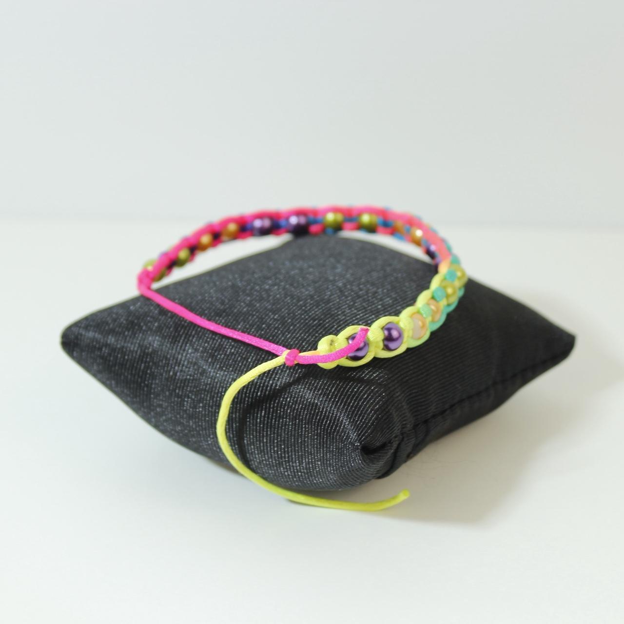 Woven Rainbow Smiley Face Bead Bracelet Gold tone Charm Y2K Boho Stacking