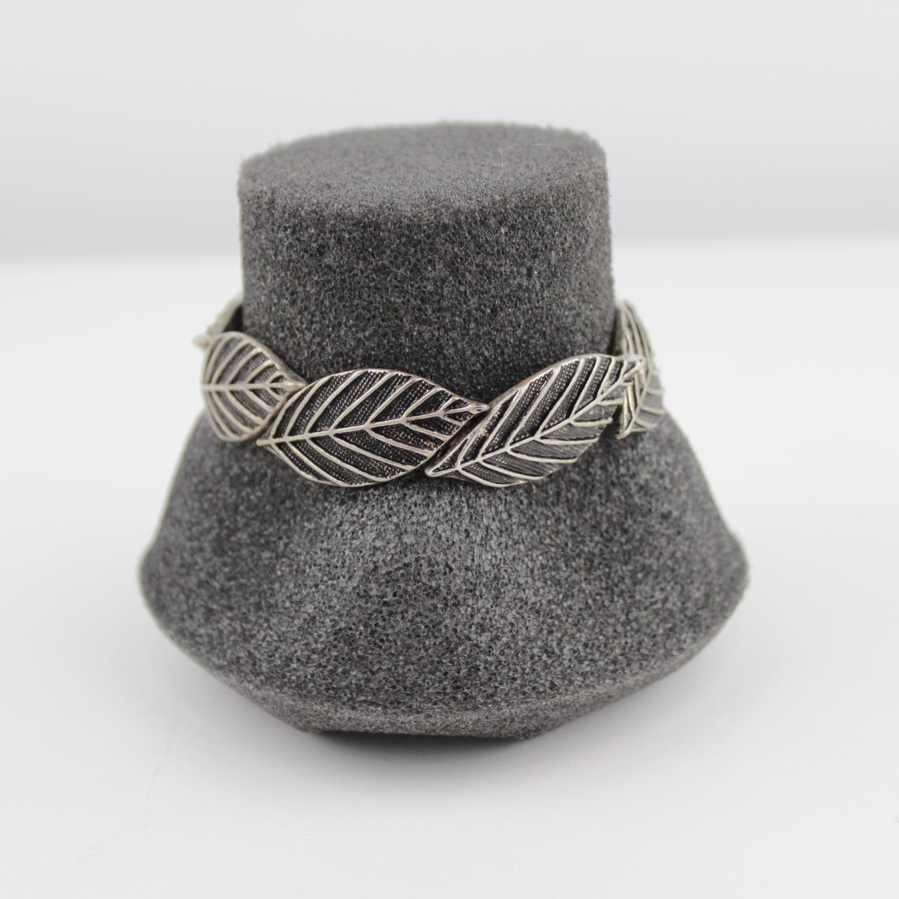 Silver Expandable Bangle Bracelet Leaf Pattern Adjustable Je