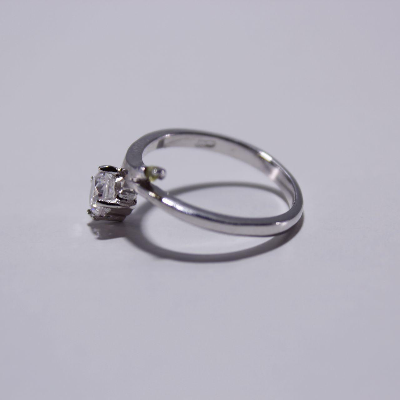 Silver Tone Solitaire Ring Round Stone Minimalist