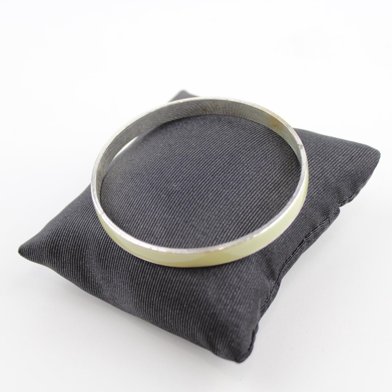 Silver Tone Bangle Bracelet Polished Smooth Minimalist Jewel