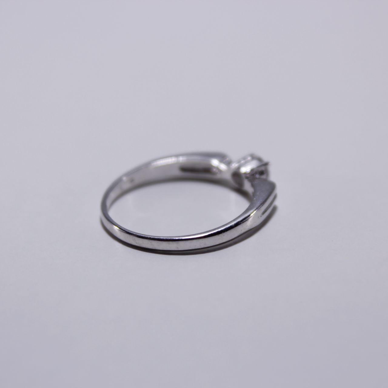 Silver Tone Solitaire Ring Round Stone Minimalist
