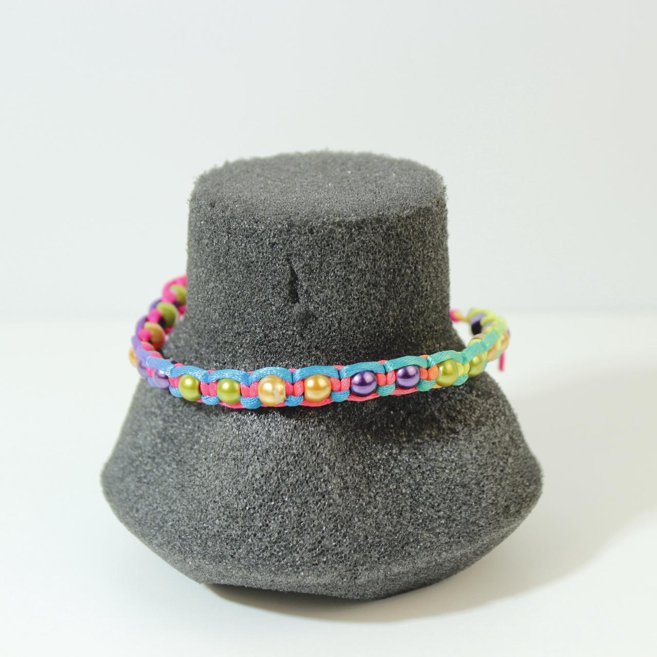 Woven Rainbow Smiley Face Bead Bracelet Gold tone Charm Y2K Boho Stacking