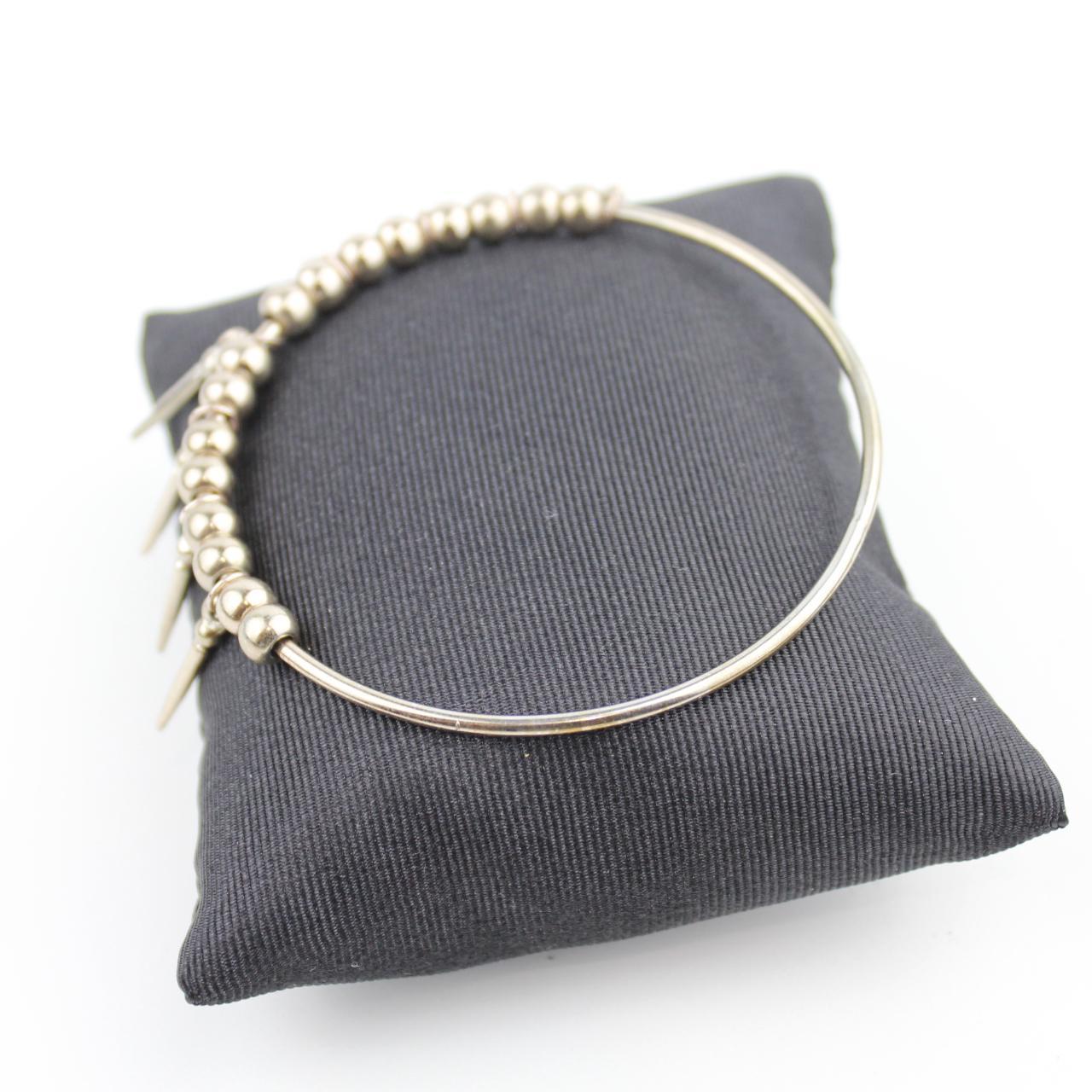 Elegant Gold Beaded Bracelet with Elongated Pendants Fashion