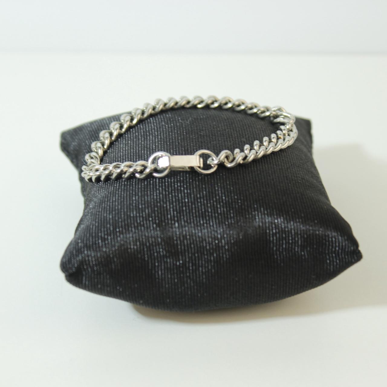 Silver tone Curb Link Chain Bracelet Classic Minimalist Unisex Everyday