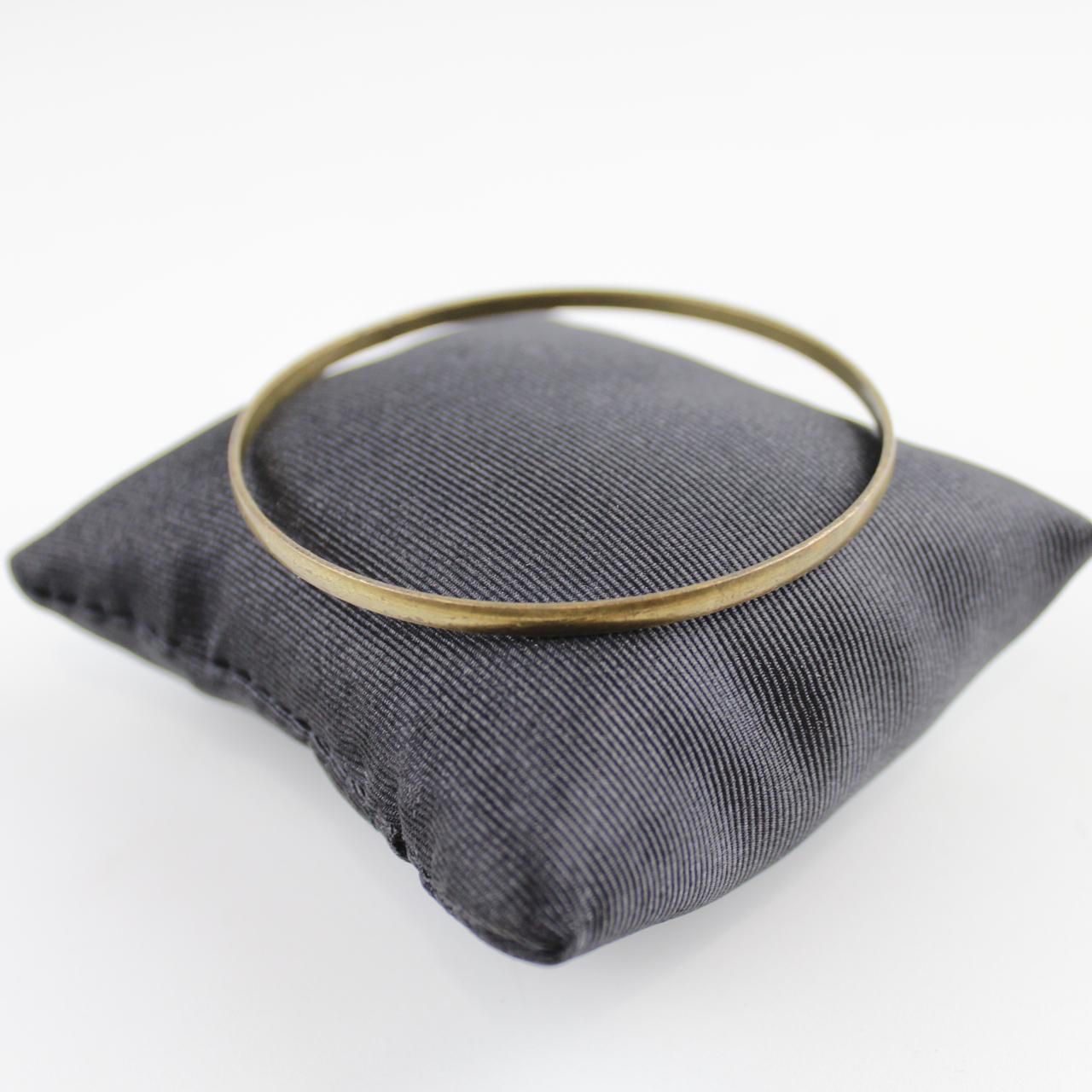 Thin Gold Tone Bangle Bracelet Simple Minimalist Jewelry  Go