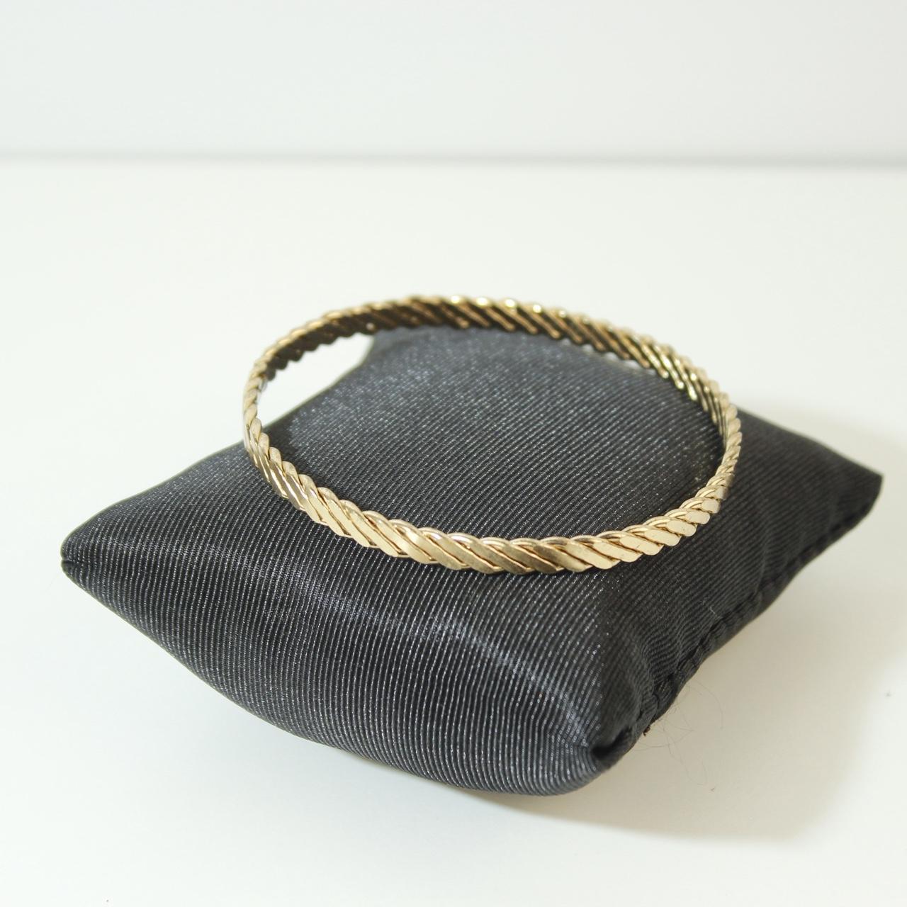 Gold Tone Ribbed Chevron Bangle Bracelet Textured Solid Stackable