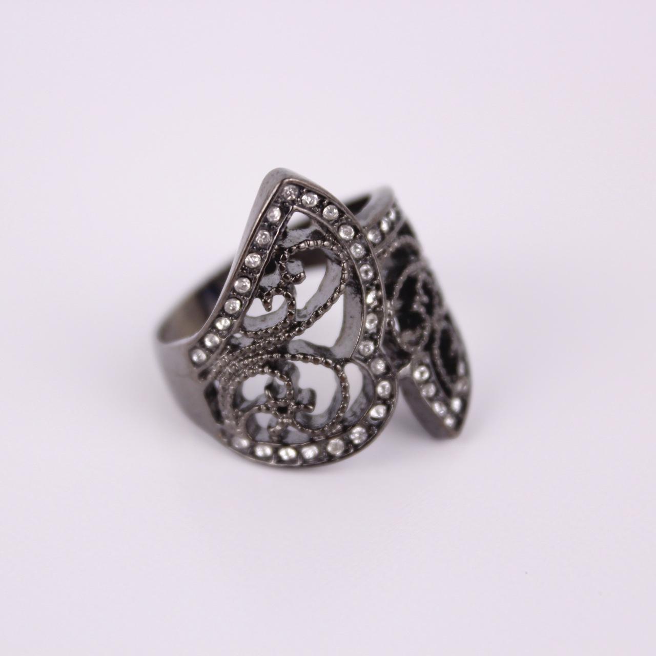 Silver Tone Filigree Heart Ring Gunmetal Grey Statement  Good pre-loved conditio
