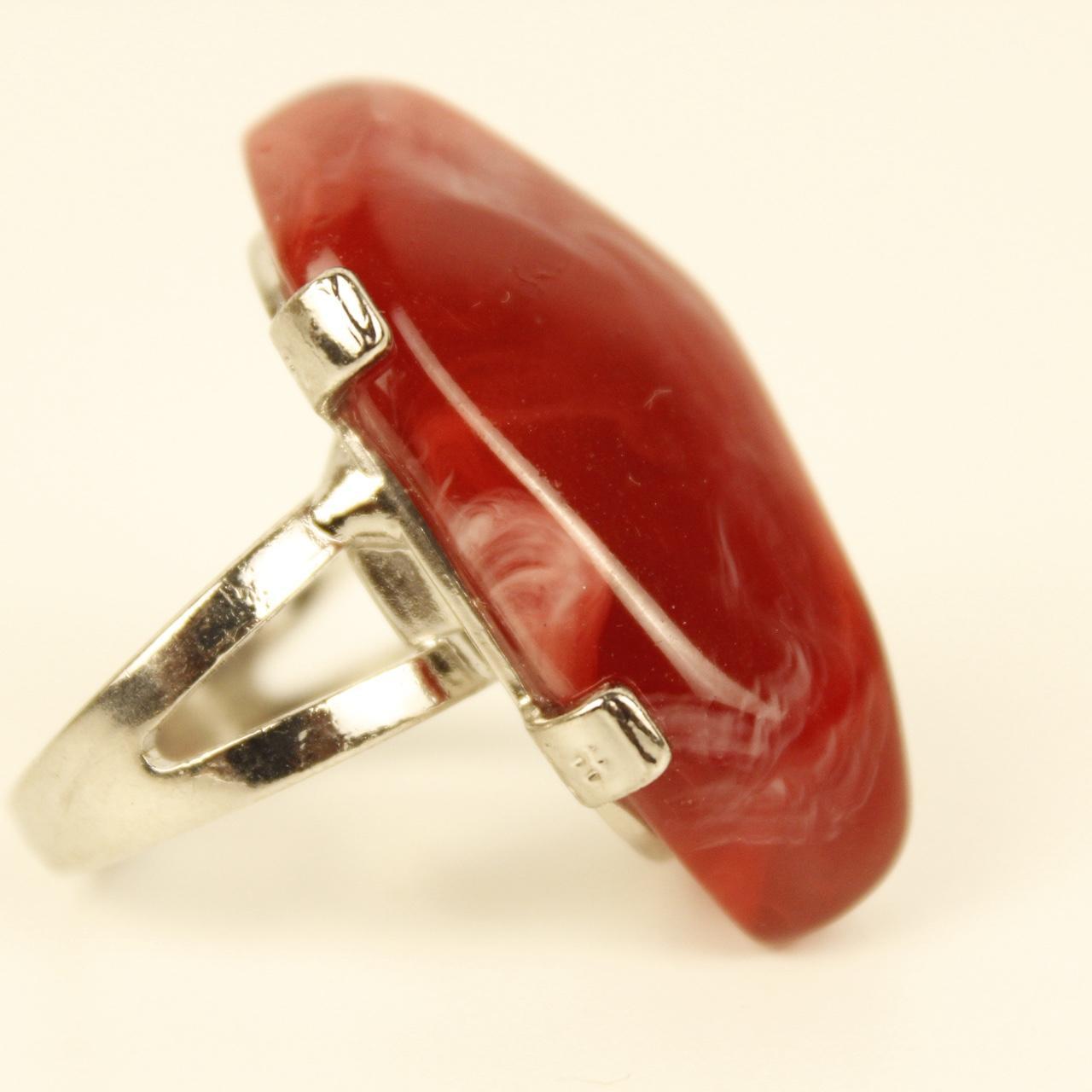 Vintage Red Ring Silver Tone Split Shank Cocktail Jewellery Size R  Deadstock