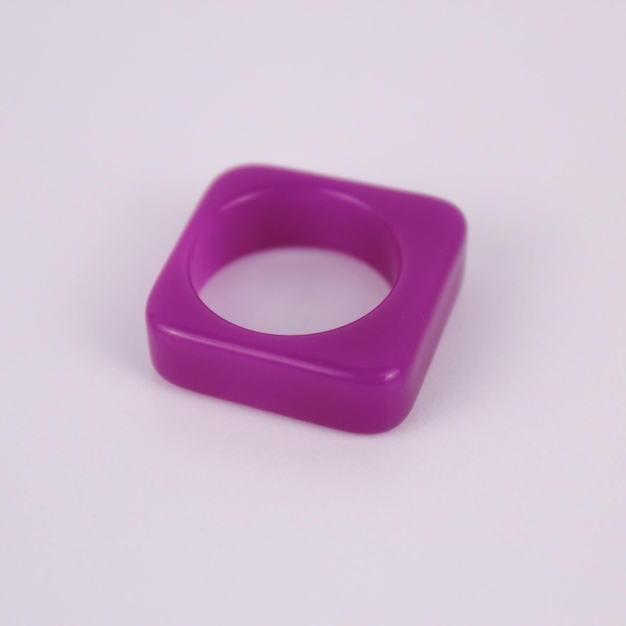 Purple Square Ring Acrylic Resin Plastic Retro Geometric Bold Statement  Good pr