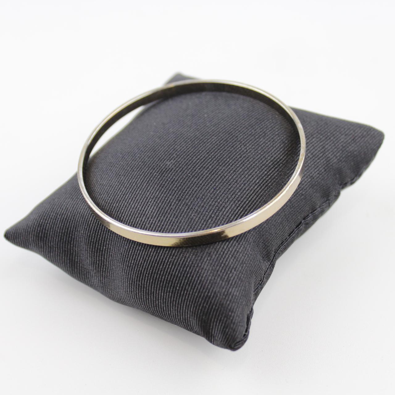 Gold Tone Bangle Bracelet Polished Smooth Minimalist Jewelry