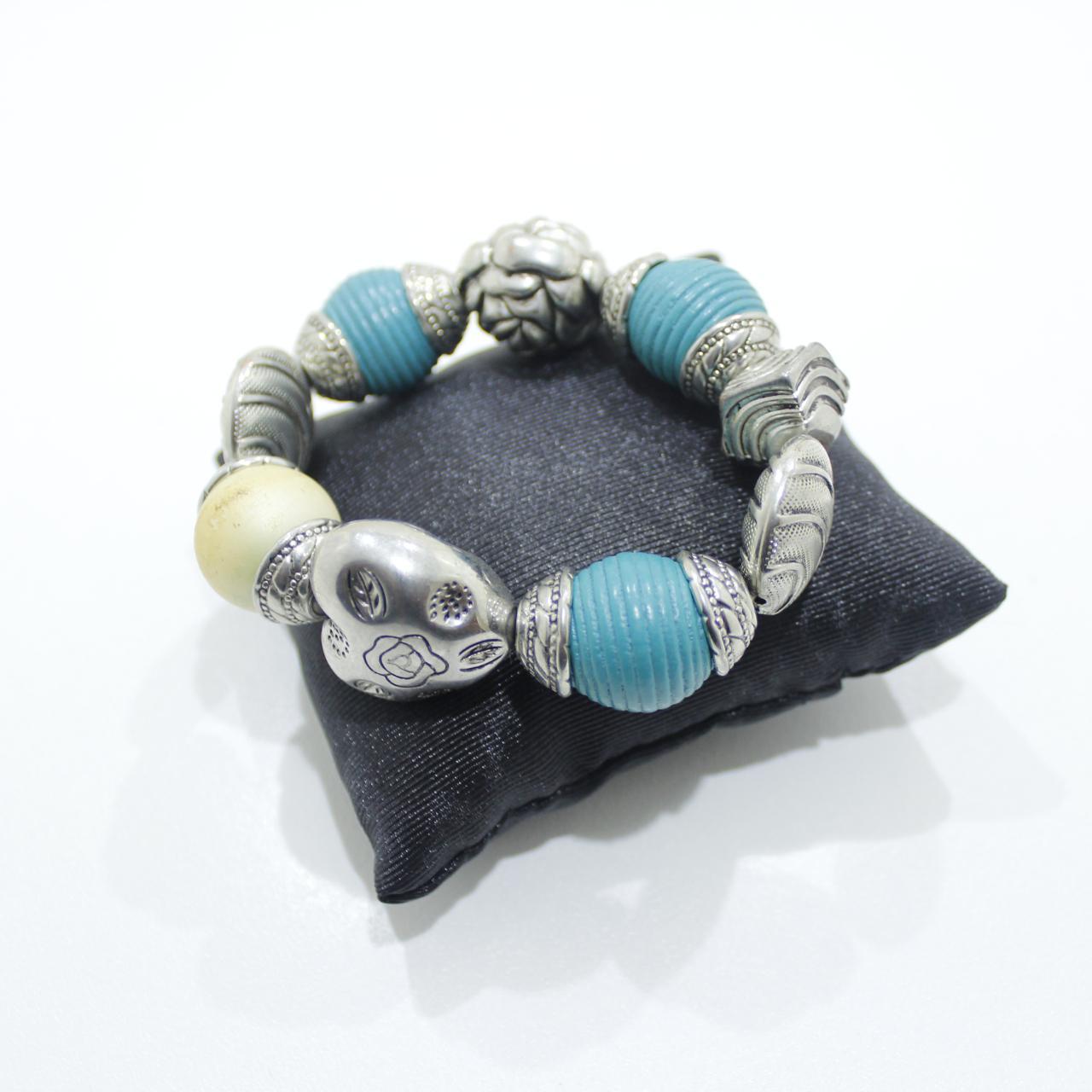 Womens Chunky Stretch Bracelet Silver Tone Turquoise Blue Ro