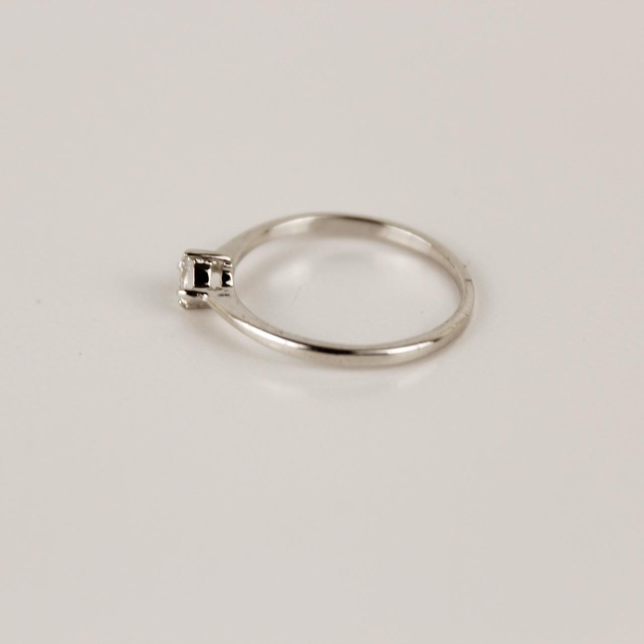 Silver tone Solitaire Ring Pear Shape Teardrop