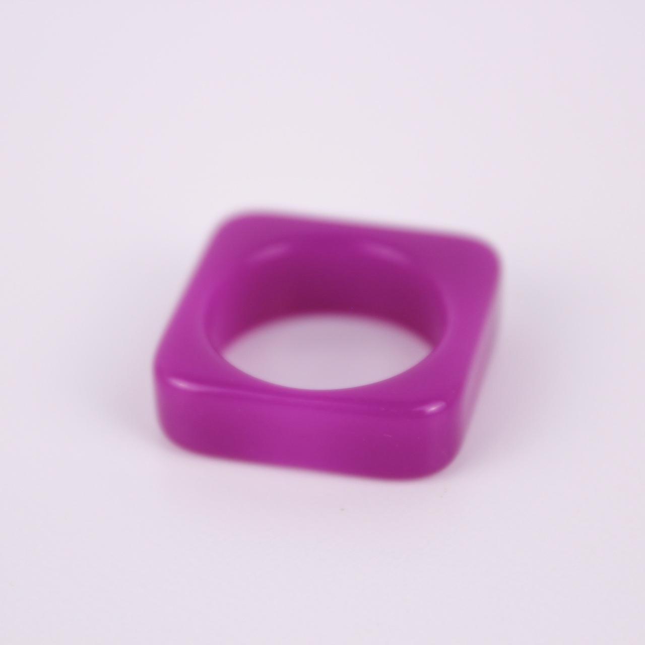 Purple Square Ring Acrylic Resin Plastic Retro Geometric Bold Statement  Good pr