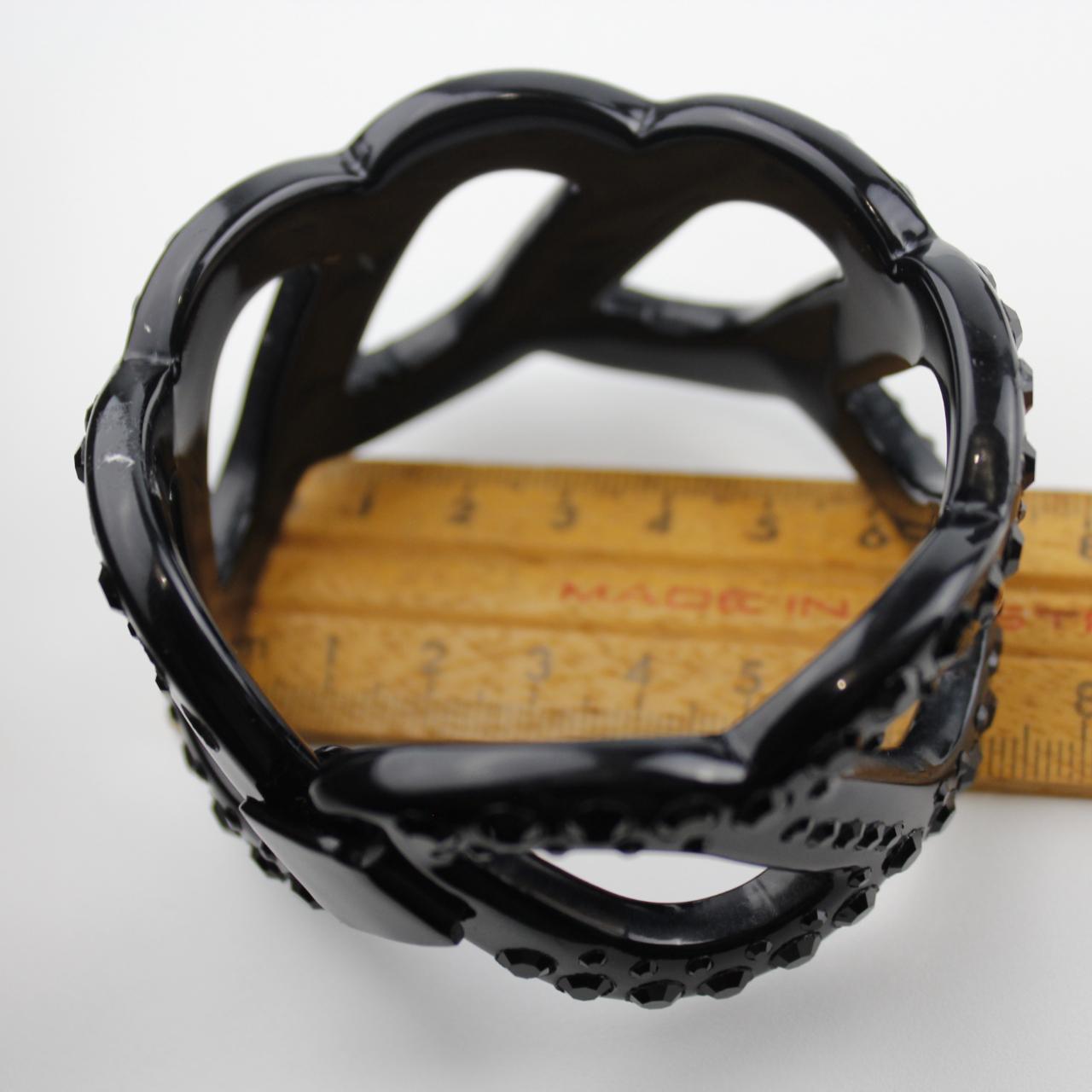 Mimico Elegant Black Bracelet with Faceted Stones Fashion Je