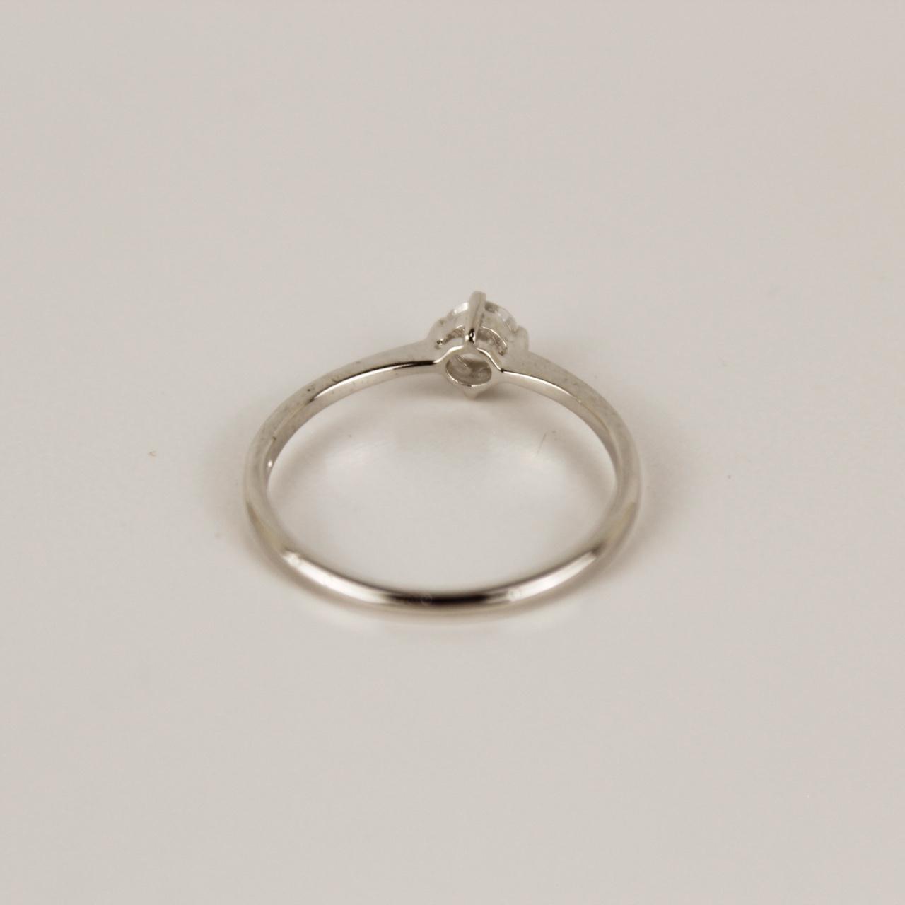 Silver tone Solitaire Ring Pear Shape Teardrop