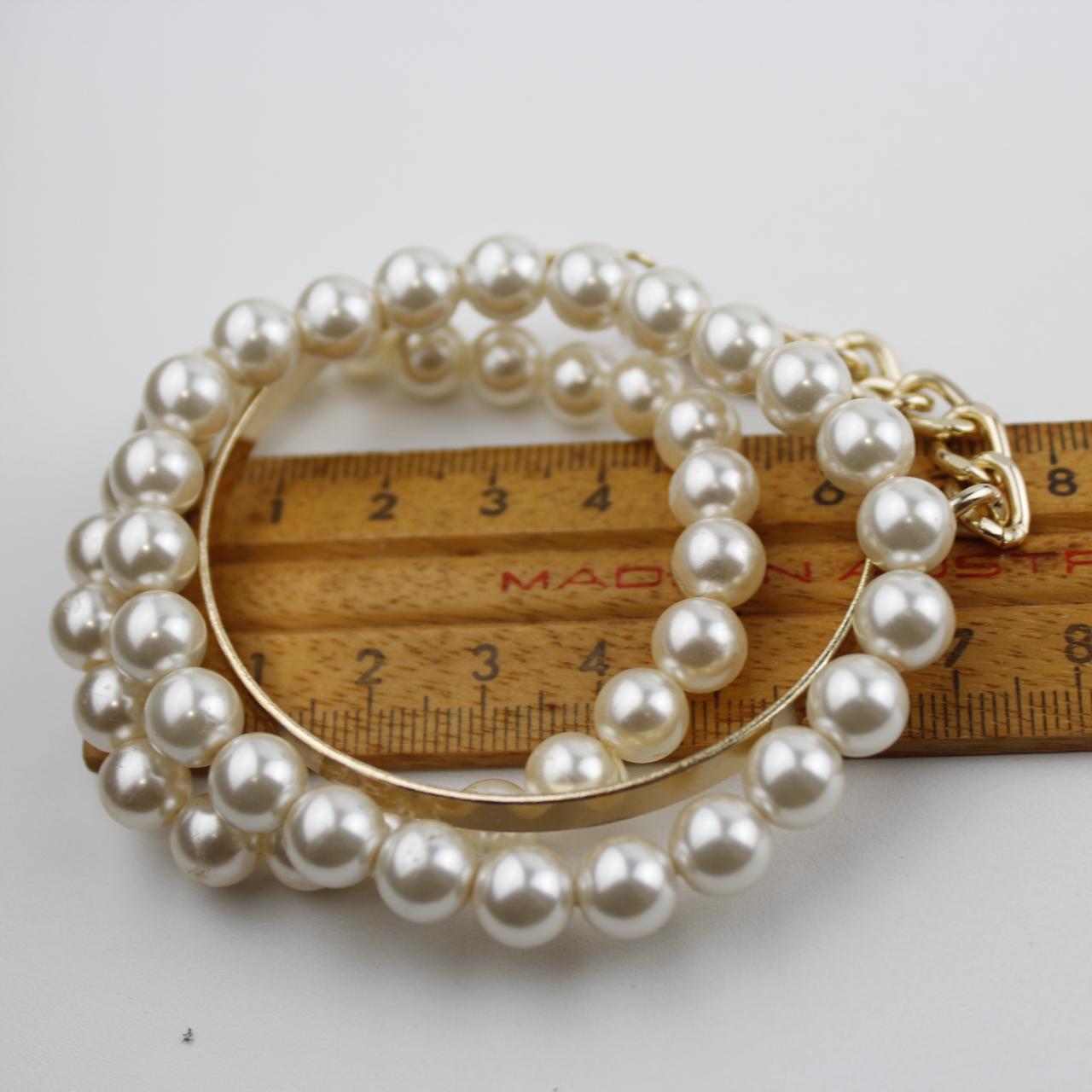 Set of 3 Bracelets White Pearl Gold Tone Bangle Stretch Jewe