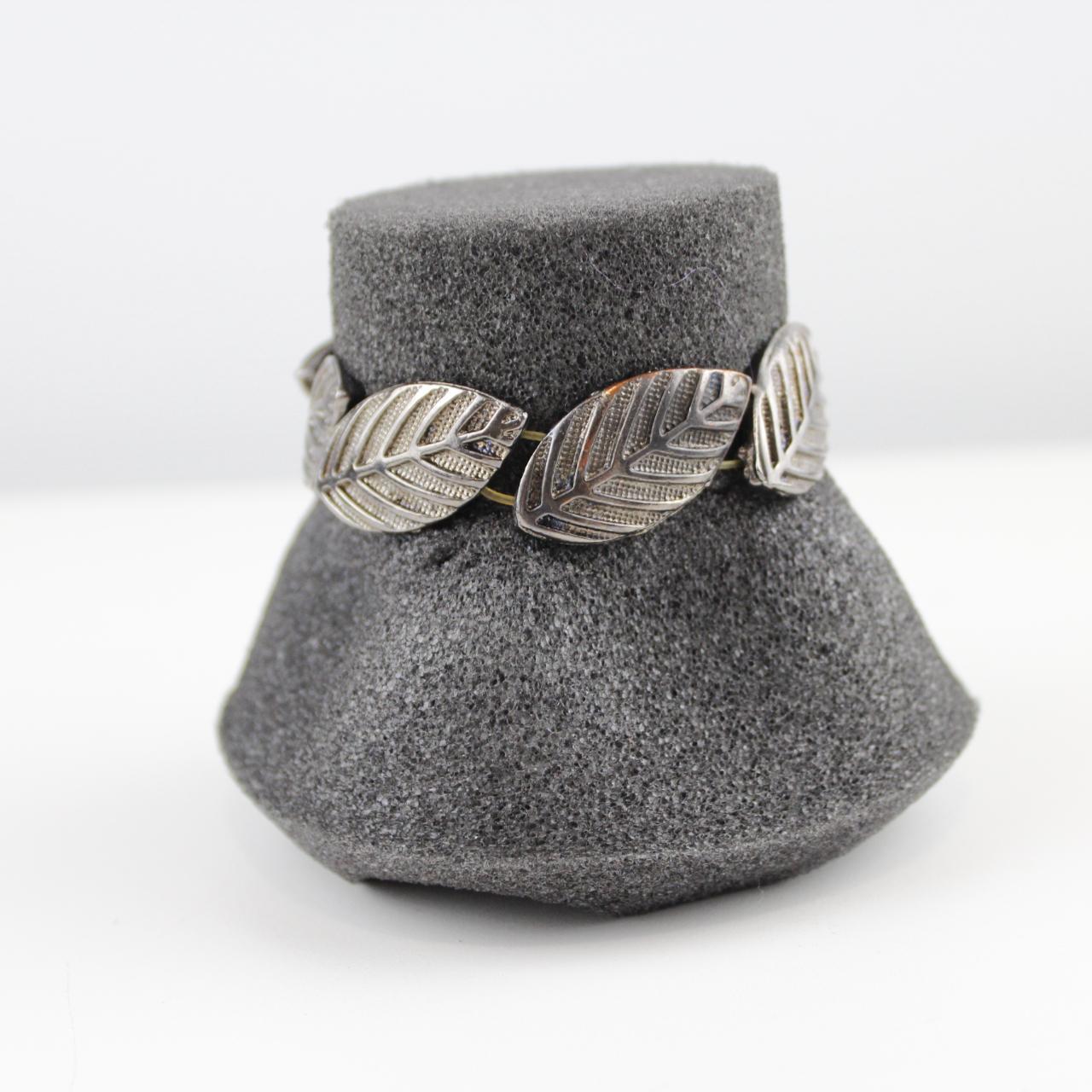Elegant Silver-Tone Leaf Design Cuff Bracelet Nature Inspire