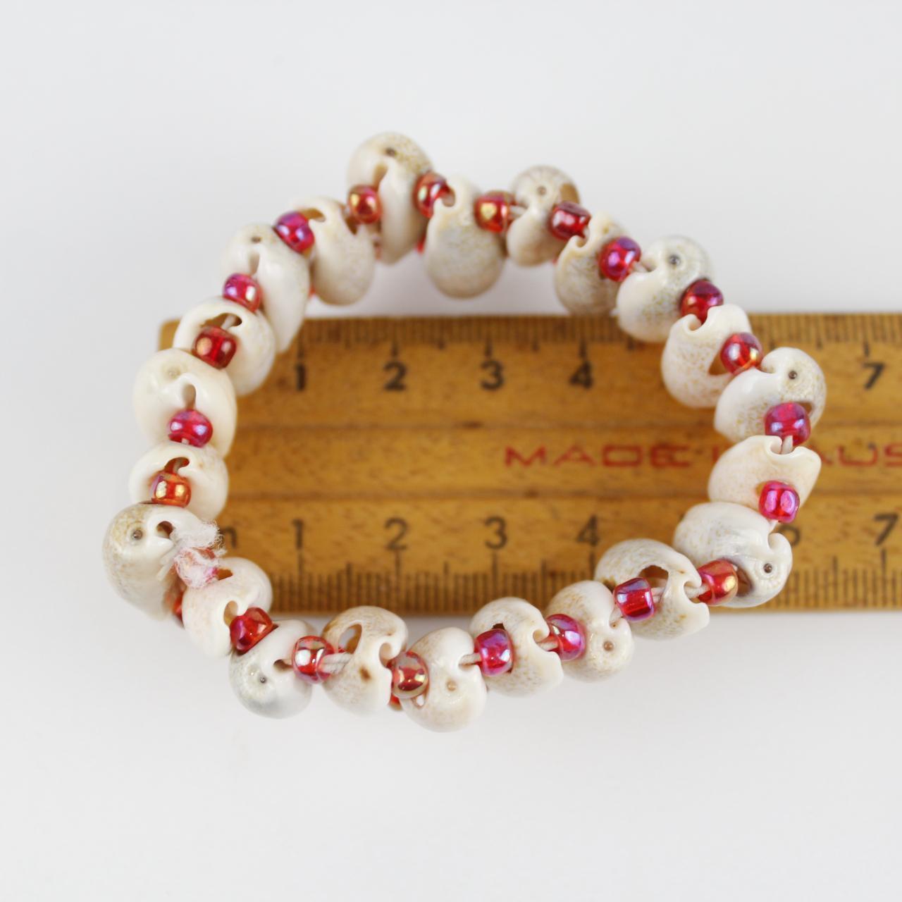 Seashell and Bead Bracelet - Boho Chic   Good pre-loved cond