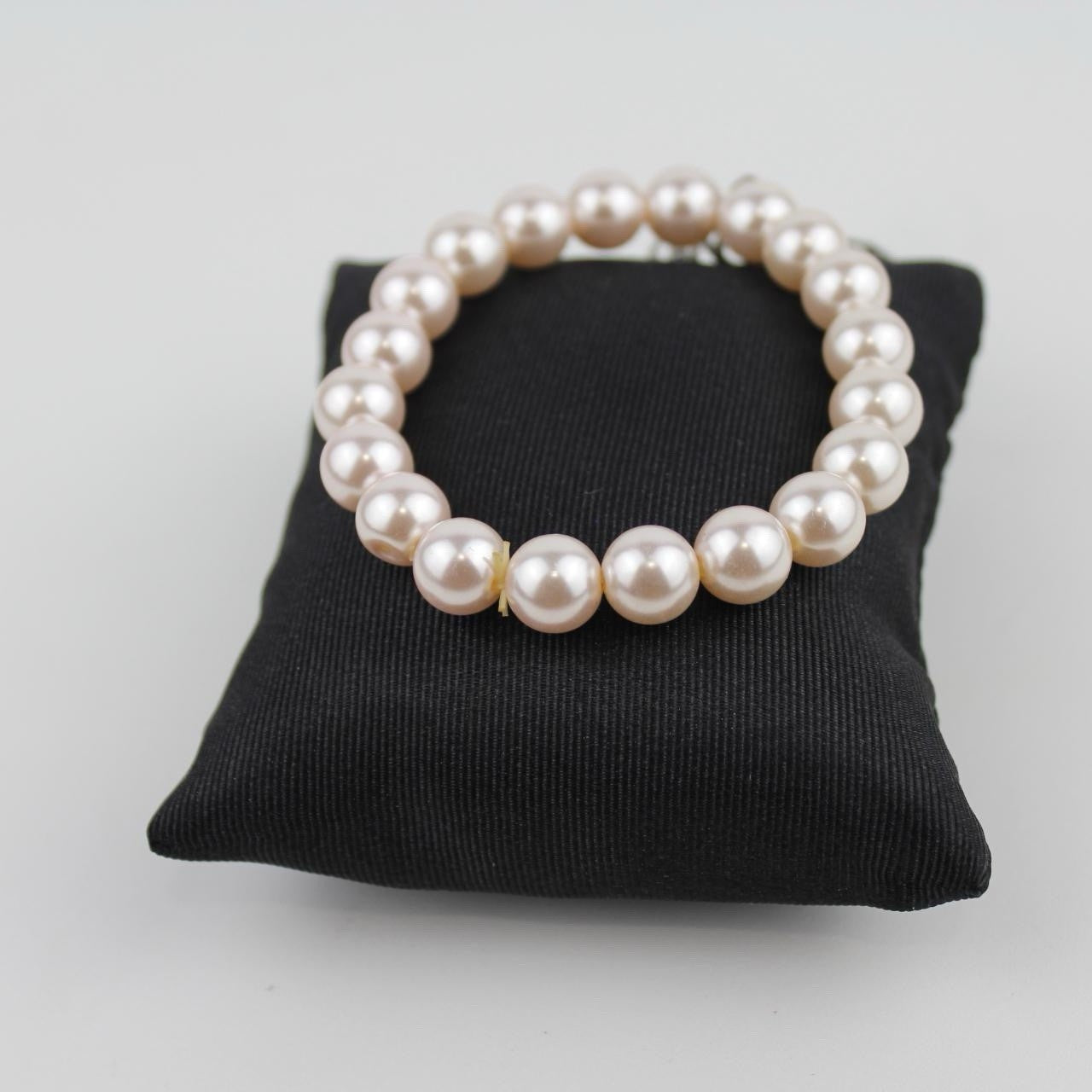 Vintage Pearl Bracelet Pink Beads Bow Charm Jewelry Fashion Accessory Women