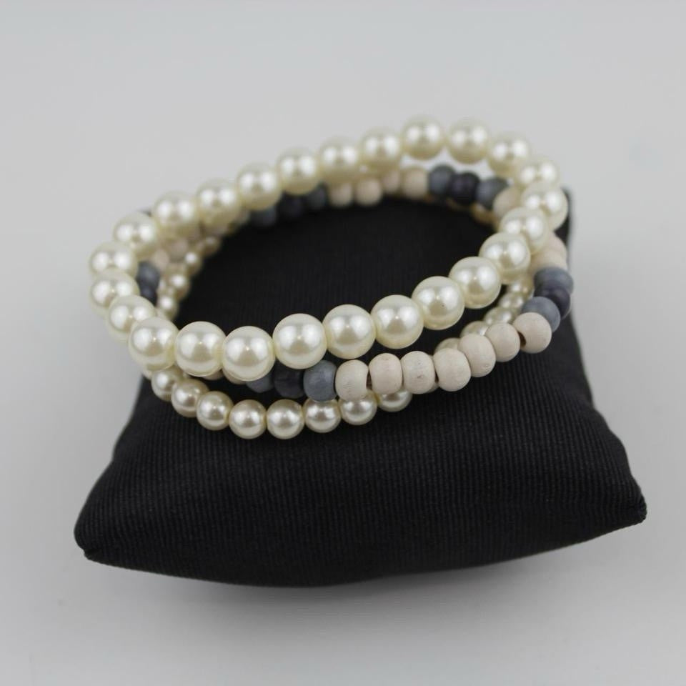 Set of 3 Beaded Bracelets White Pearl Beige Gray Stone Stretch Jewelry Bohemian