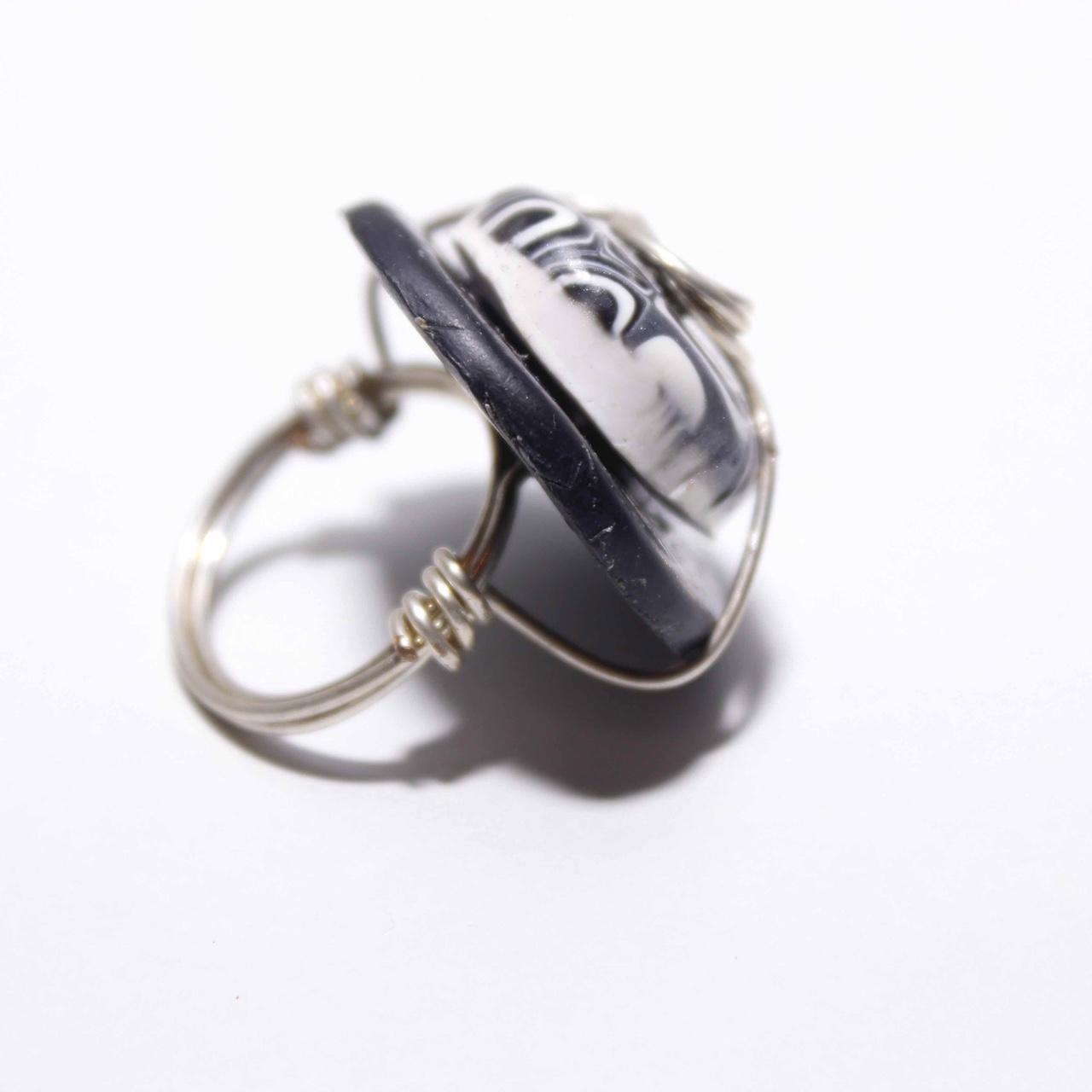 Wire Wrapped Ring Artisan Boho Black White Abstract Bead Statement Jewellery