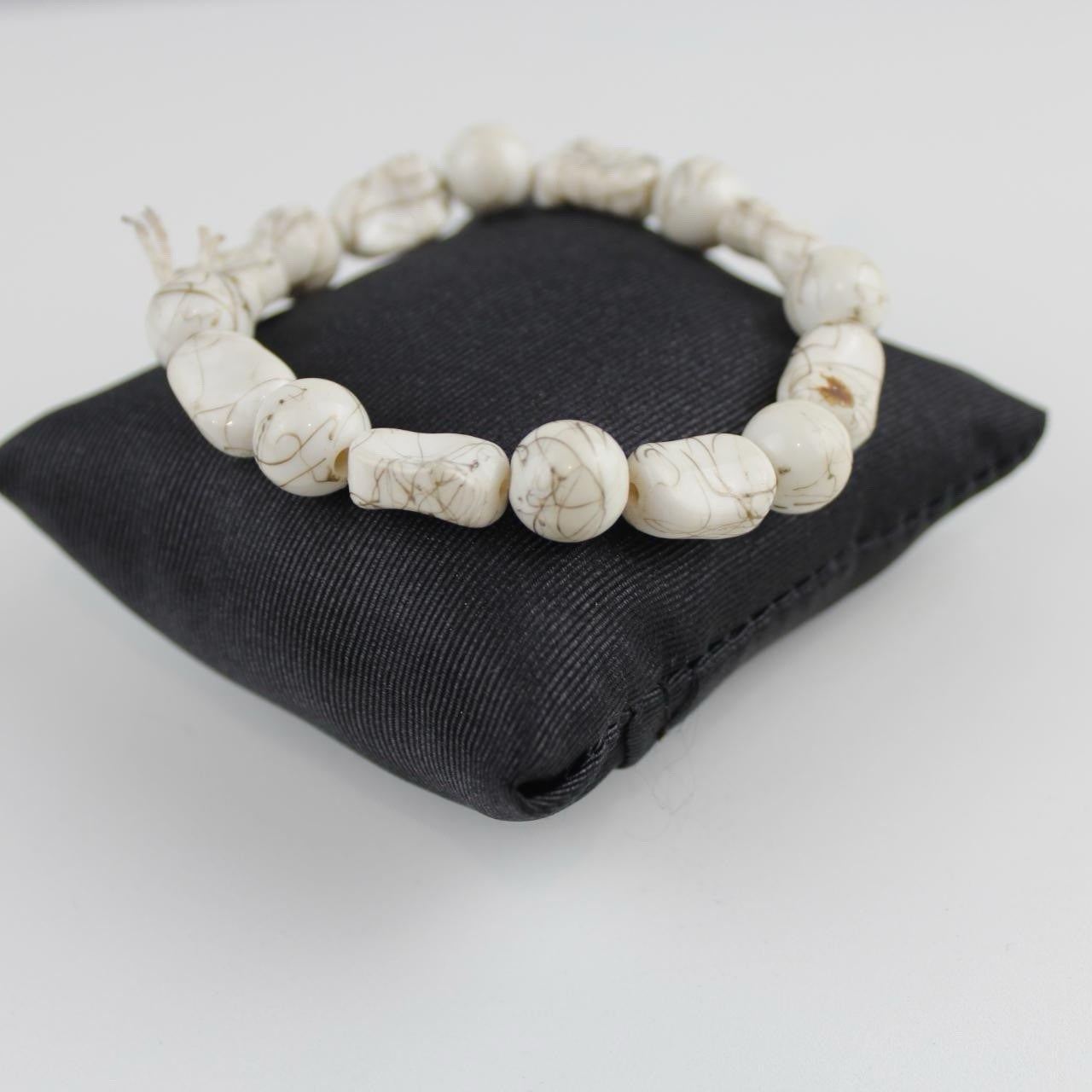 Bohemian White Bracelet Chunky Bead Stretch Costume Jewelry