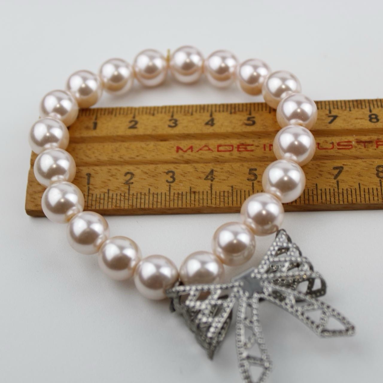 Vintage Pearl Bracelet Pink Beads Bow Charm Jewelry Fashion Accessory Women