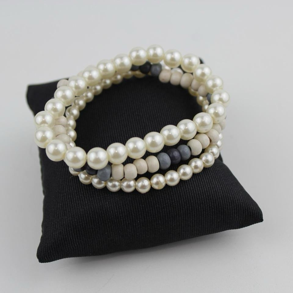 Set of 3 Beaded Bracelets White Pearl Beige Gray Stone Stretch Jewelry Bohemian