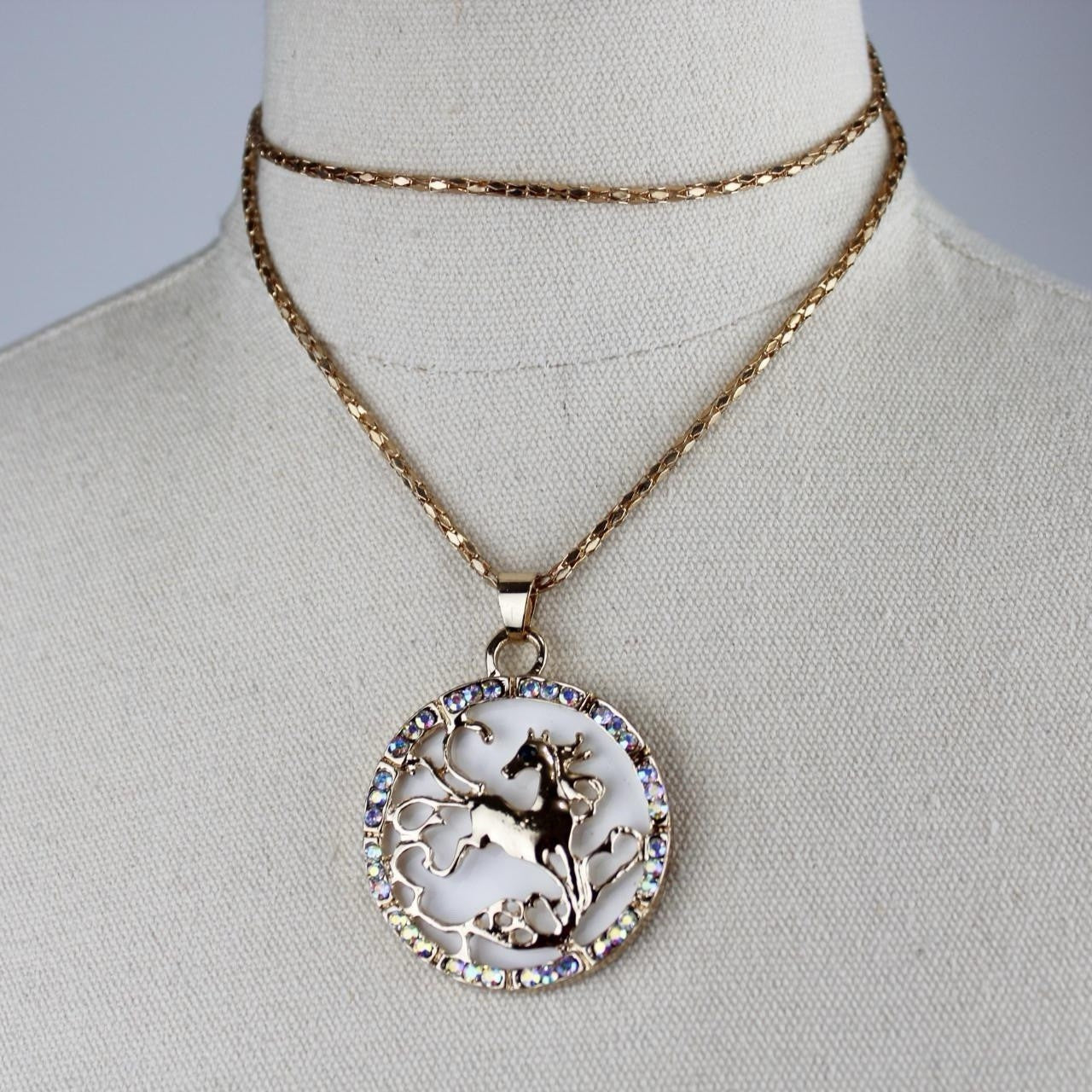 Long Pendant Necklace Gold Tone Chain Unicorn Pendant Rhinestone Decor Elegant